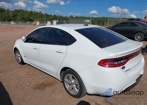 2015 Dodge Dart Sxt z USA, uszkodzony, nr VIN 1C3CDFBB9FD158524